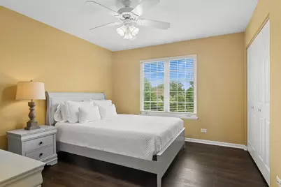 6131 Oakmont Lane, Gurnee, IL 60031 - Photo 9
