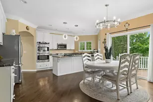 6131 Oakmont Ln, Gurnee, IL 60031 - Photo 5