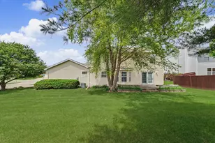 4409 Copper Ridge Rd, Champaign, IL 61822 - Photo 37
