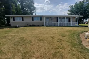 3135 E 2780 North Rd, Donovan, IL 60931 - Photo 5