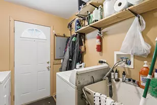 7433 W 114th St, Worth, IL 60482 - Photo 13