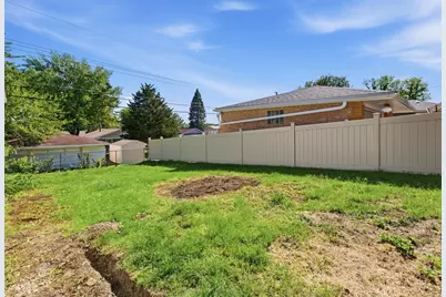 7433 W 114th Street, Worth, IL 60482 - Photo 19