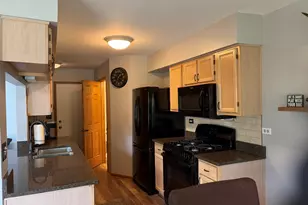 1511 Barrymore Dr, Darien, IL 60561 - Photo 5