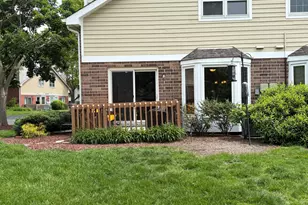 1511 Barrymore Dr, Darien, IL 60561 - Photo 25