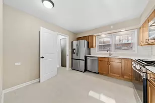 3518 W Main St, Skokie, IL 60076 - Photo 5