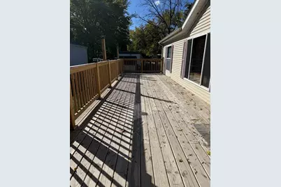 409 E Wood Lane, Belvidere, IL 61008 - Photo 7
