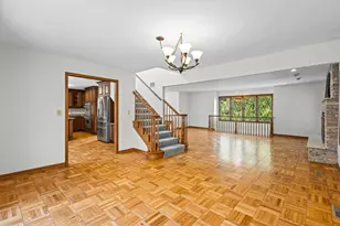 32675 N Forest Dr, Grayslake, IL 60030 - Photo 5