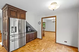 32675 N Forest Dr, Grayslake, IL 60030 - Photo 11