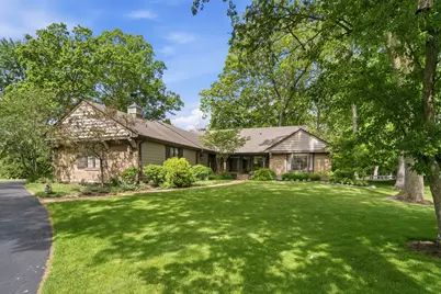 206 Surrey Lane, Lincolnshire, IL 60045 - Photo 1