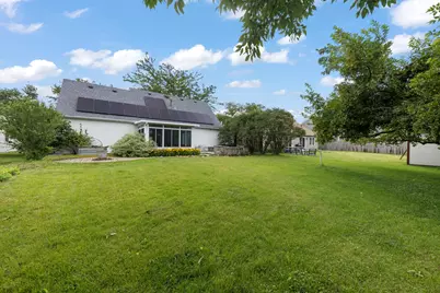 888 Shady Lane, Aurora, IL 60506 - Photo 21