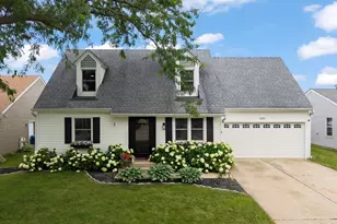 888 Shady Ln, Aurora, IL 60506 - Photo 1
