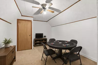 888 Shady Lane, Aurora, IL 60506 - Photo 15