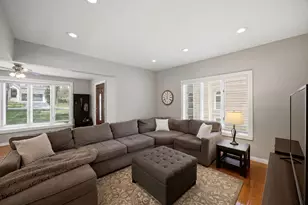 5417 Blodgett Ave, Downers Grove, IL 60515 - Photo 5
