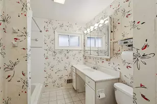 124 Harlem Ave, Glenview, IL 60025 - Photo 15