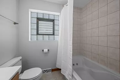8610 W Summerdale Avenue #2S, Chicago, IL 60656 - Photo 13
