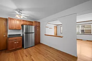 8610 W Summerdale Ave, Chicago, IL 60656 - Photo 9