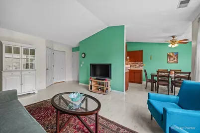1101 Yorkshire Court #D, Elgin, IL 60120 - Photo 11