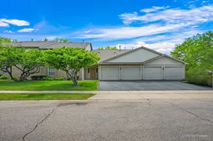 1101 Yorkshire Ct, Elgin, IL 60120 - Photo 1