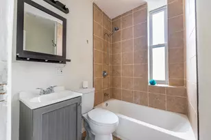 3651 S Wood St, Chicago, IL 60609 - Photo 11