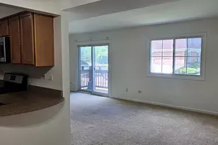 833 Village Quarter Rd, West Dundee, IL 60118 - Photo 13
