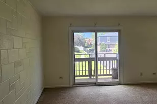 833 Village Quarter Rd, West Dundee, IL 60118 - Photo 3