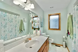 7051 W 64th Pl, Chicago, IL 60638 - Photo 15