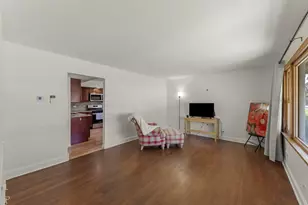 11547 S Kenneth Ave, Alsip, IL 60803 - Photo 3