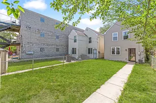 1835 S Ridgeway Ave, Chicago, IL 60623 - Photo 23