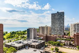 720 W Gordon Terrace, Chicago, IL 60613 - Photo 9