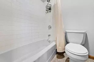 938 Stonehaven Ct, Elgin, IL 60124 - Photo 37