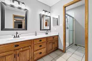 938 Stonehaven Ct, Elgin, IL 60124 - Photo 45