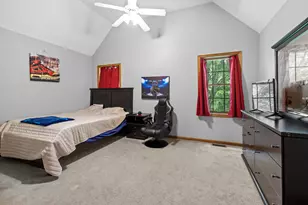 938 Stonehaven Ct, Elgin, IL 60124 - Photo 31