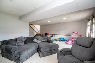 260 Karen Dr, Bourbonnais, IL 60914 - Photo 13