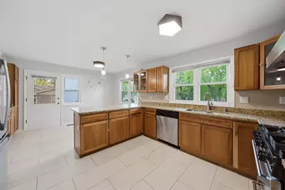 2747 Perry Road, Flossmoor, IL 60422 - Photo 9