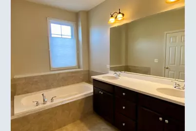 1288 Westlake Drive, Cary, IL 60013 - Photo 9