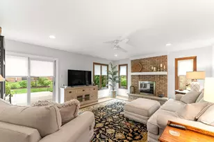 8129 Middlebury Ave, Woodridge, IL 60517 - Photo 21