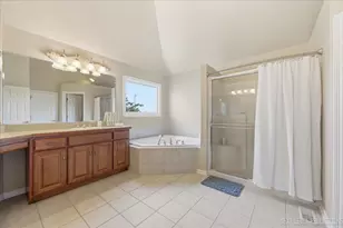 729 W Thornwood Dr, South Elgin, IL 60177 - Photo 15