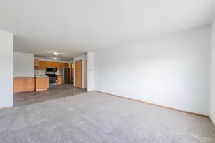 915 Spiros Ct, Dekalb, IL 60115 - Photo 5
