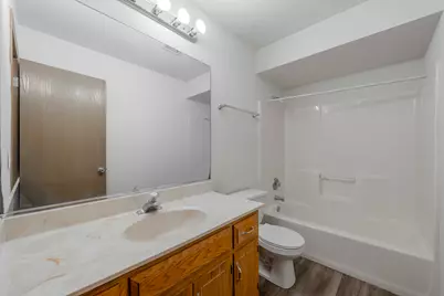 915 Spiros Court #206, Dekalb, IL 60115 - Photo 7