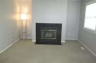 2862 Meadow Ln, Schaumburg, IL 60193 - Photo 3