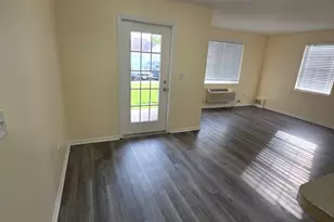 101 Silverstone Dr, Carpentersville, IL 60110 - Photo 5