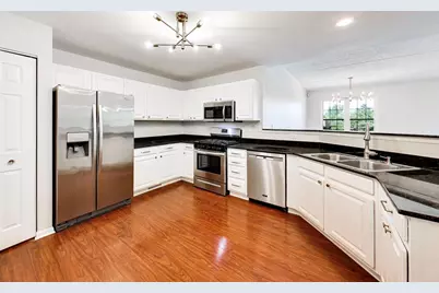 1160 Georgetown Way, Vernon Hills, IL 60061 - Photo 5