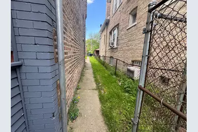 7324 S Blackstone Avenue, Chicago, IL 60619 - Photo 15