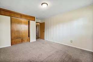 817 Summit Dr, Lockport, IL 60441 - Photo 25