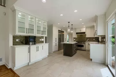 1820 Nicholson Drive, Hoffman Estates, IL 60192 - Photo 15