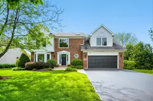 1820 Nicholson Dr, Hoffman Estates, IL 60192 - Photo 1
