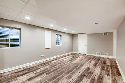 1820 Nicholson Drive, Hoffman Estates, IL 60192 - Photo 31
