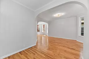 929 N Latrobe Ave, Chicago, IL 60651 - Photo 3
