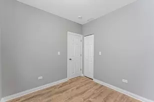 2231 S Drake Ave, Chicago, IL 60623 - Photo 11