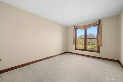261 Johnson Woods Drive, Batavia, IL 60510 - Photo 19